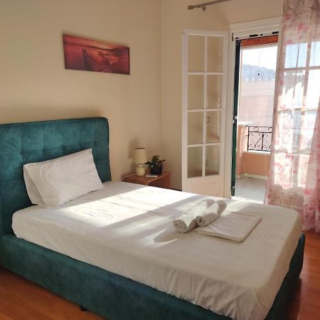 San Vlassis Area Apartment Lákones Esterno foto