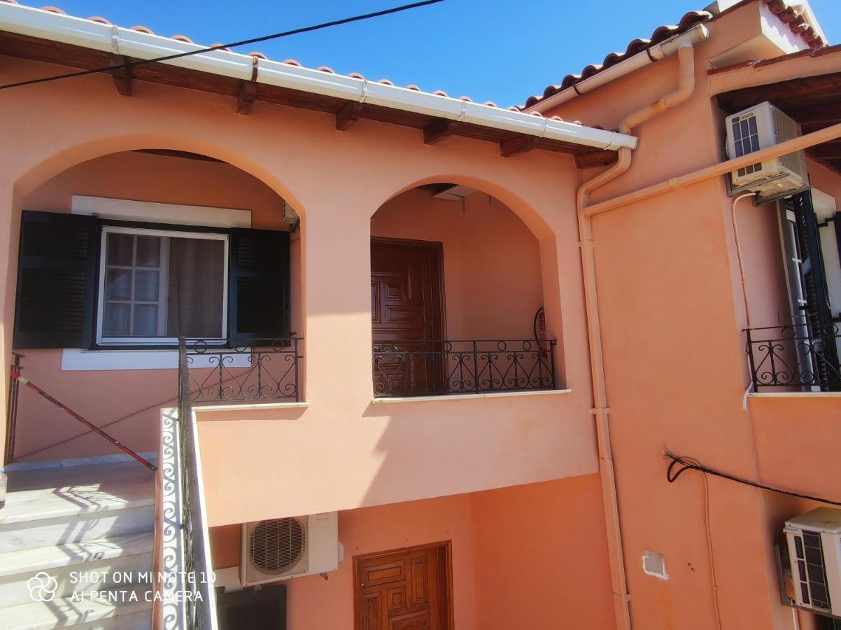 San Vlassis Area Apartment Lákones Esterno foto