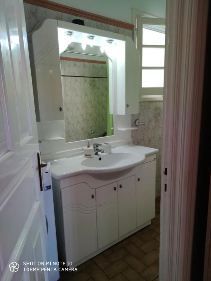 San Vlassis Area Apartment Lákones Esterno foto
