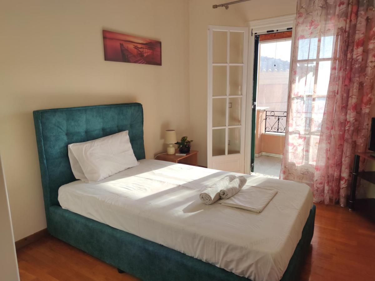 San Vlassis Area Apartment Lákones Esterno foto